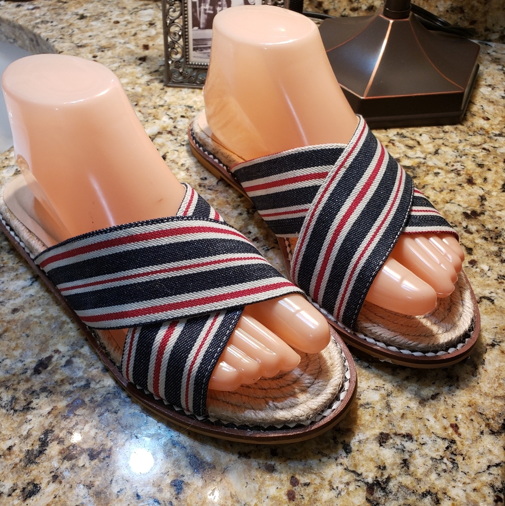 Topshop Hibiscus Cross Strap Espadrille Sandal